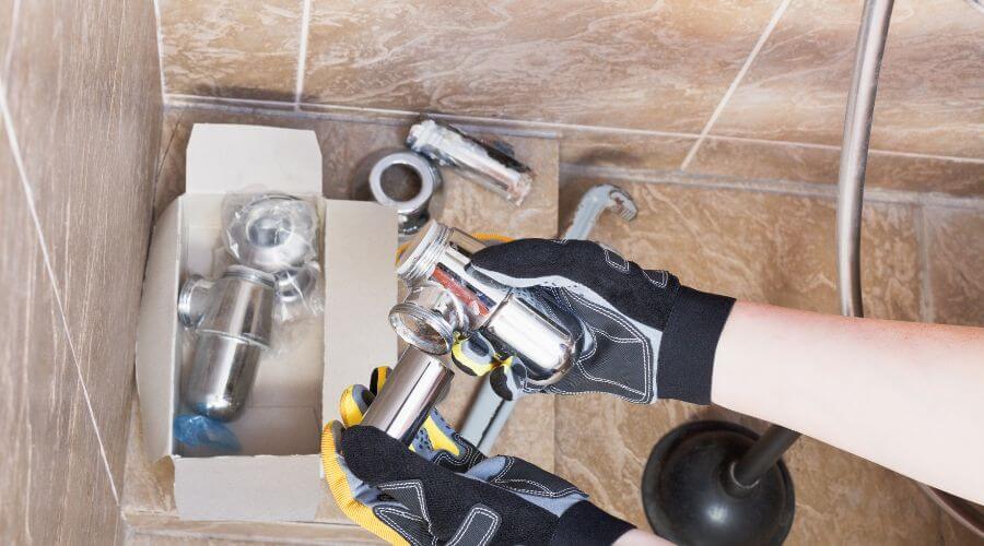 Expert Emergency Roof Repairs services in Elkton, FL